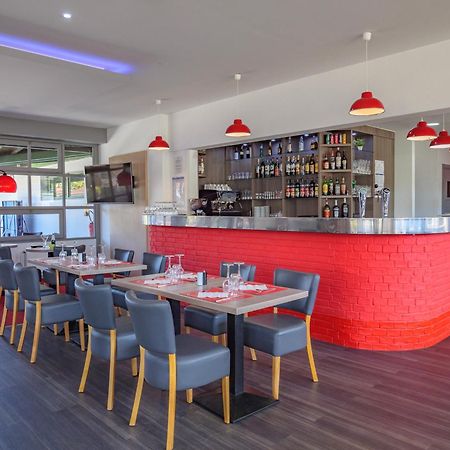 Hotel Restaurant Les Jardins D'Épône Dış mekan fotoğraf
